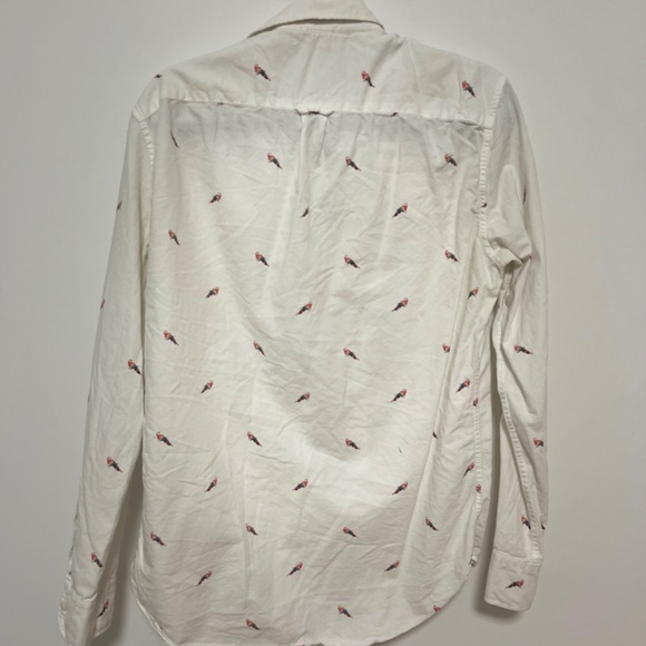 Beautiful resortwear shirt - Picture 3 of 3